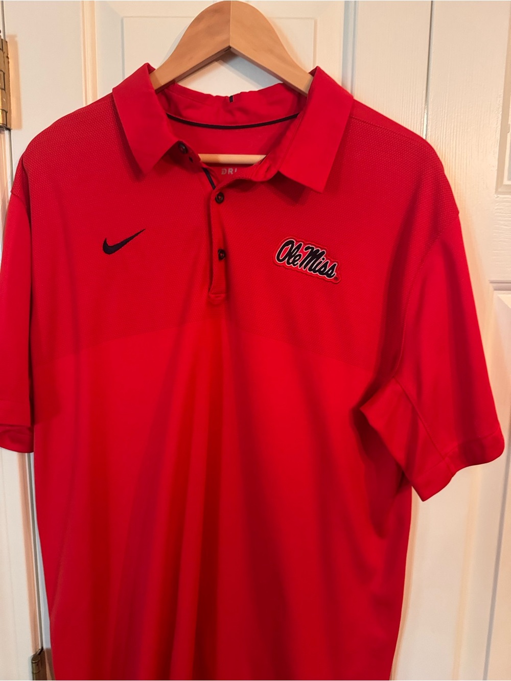 🏈 Nike Ole Miss Dri-FIT Polo – Men’s XL ❤️💙